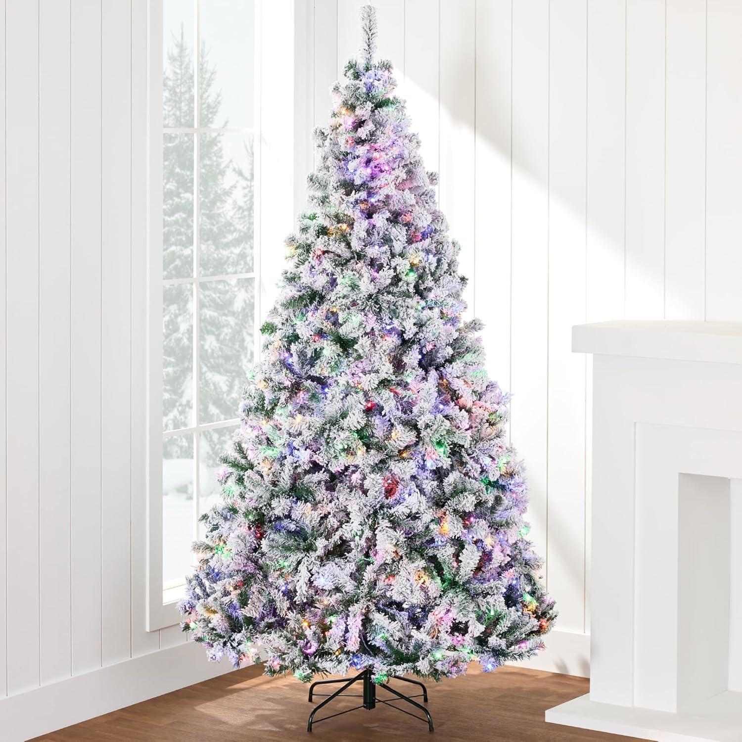 Christmas Tree Showdown: Unlit vs. Pre-Lit vs. Tinsel Trends