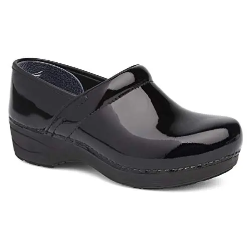 Dansko XP 2.0 lightweight clogs for women