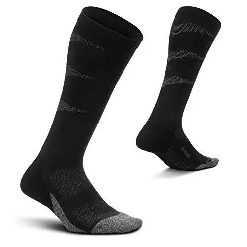 Feetures Compression Knee High Socks in black