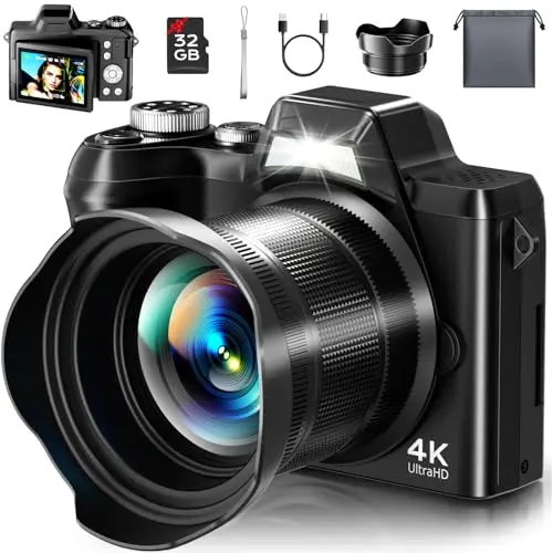 COONYES DC13 digital camera with lens hood attached